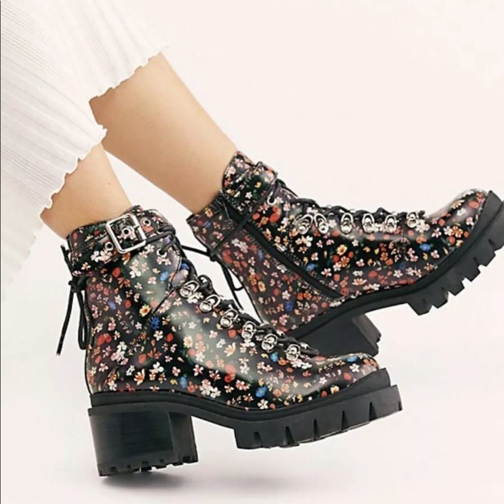Jeffrey Campbell Combat Boot Black Floral Leather - Picture 5 of 7